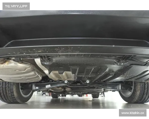 全新一代CC在底盘方面做了诸多优化 全新一代CC在底盘方面做了诸多优化